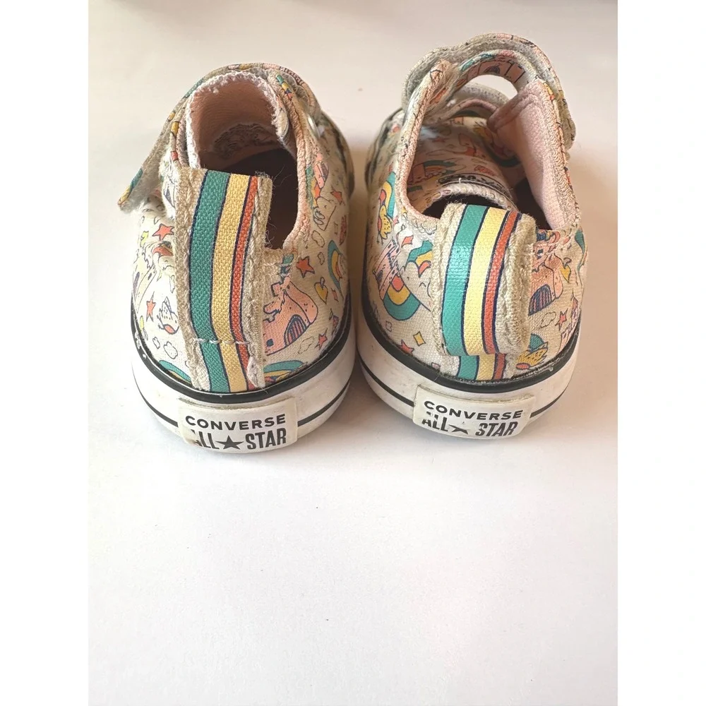 Converse adorable toddler