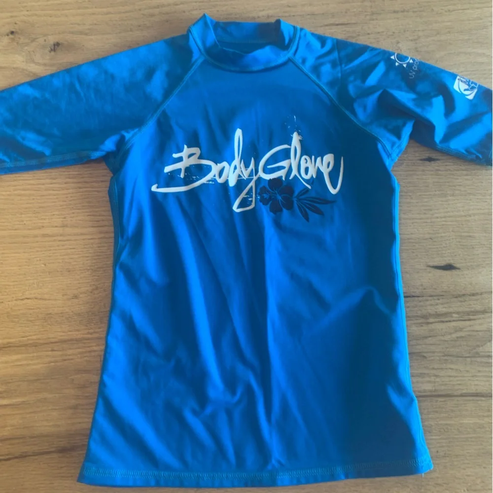 Body Glove Rashguard Short Sleeve Blue Kids‎ 8 Preloved