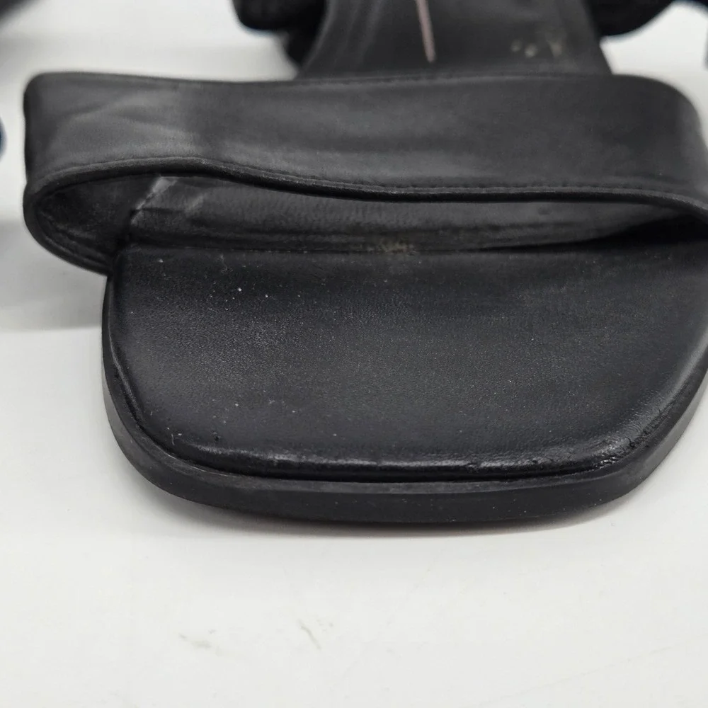 Ecco minimalist danish