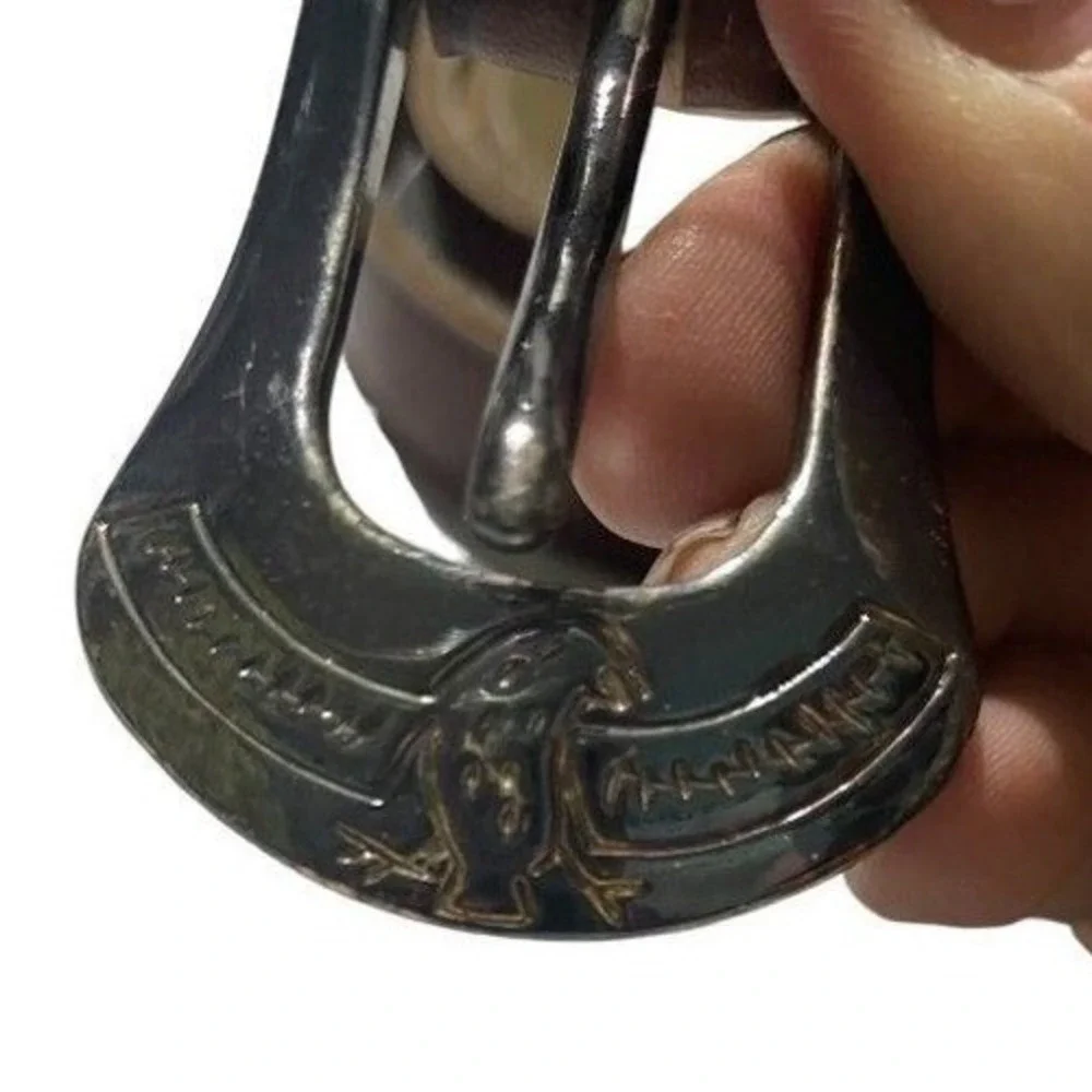 N/A light hardware solid