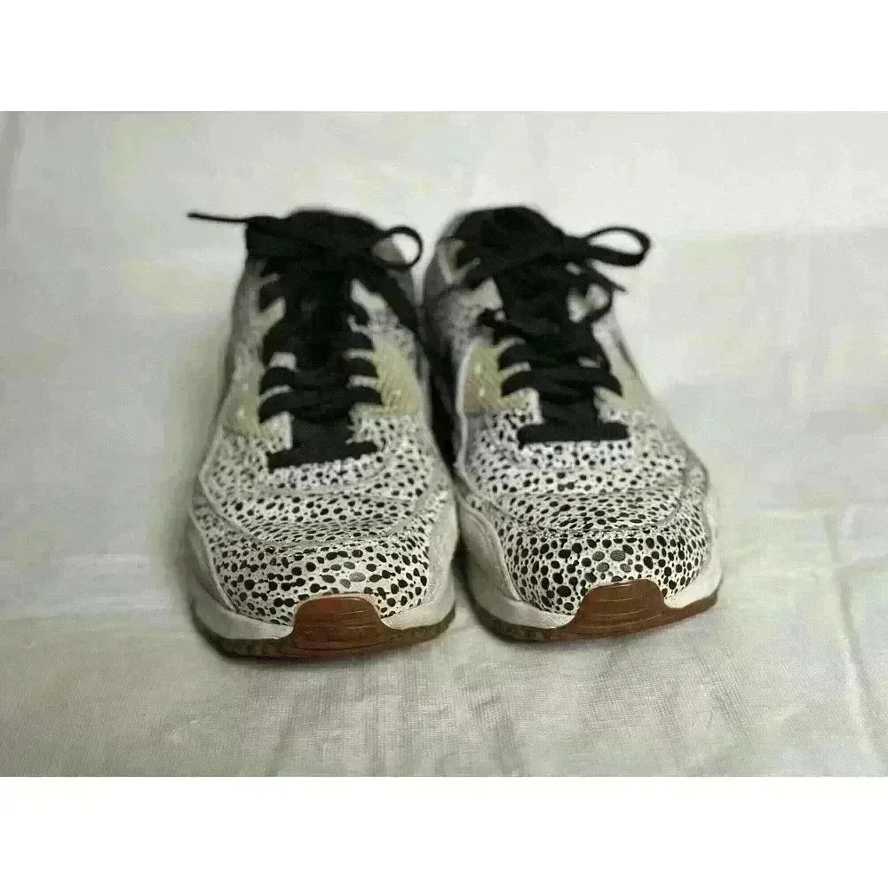 Nike great preowned