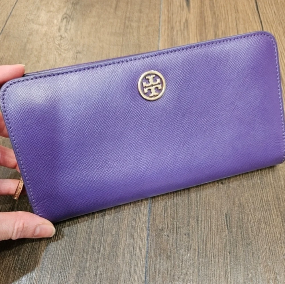 Tory Burch elegant tory