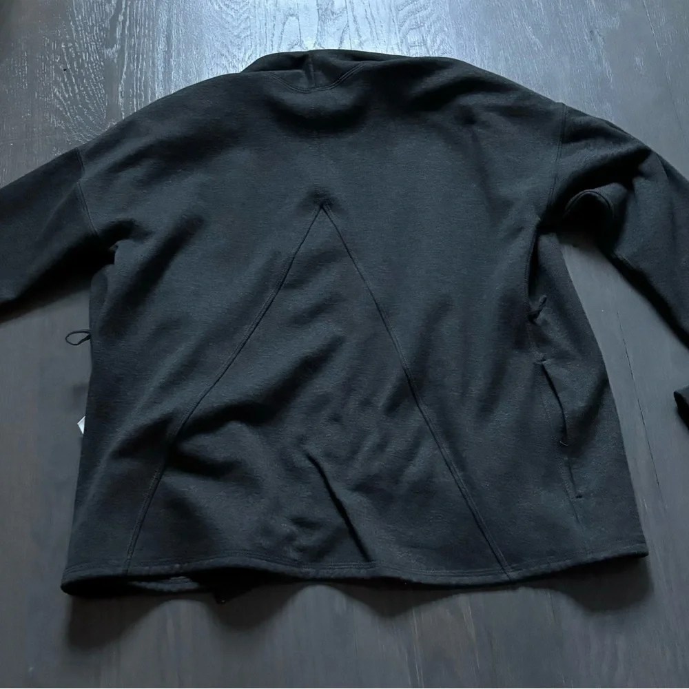 Ivivva open cardigan