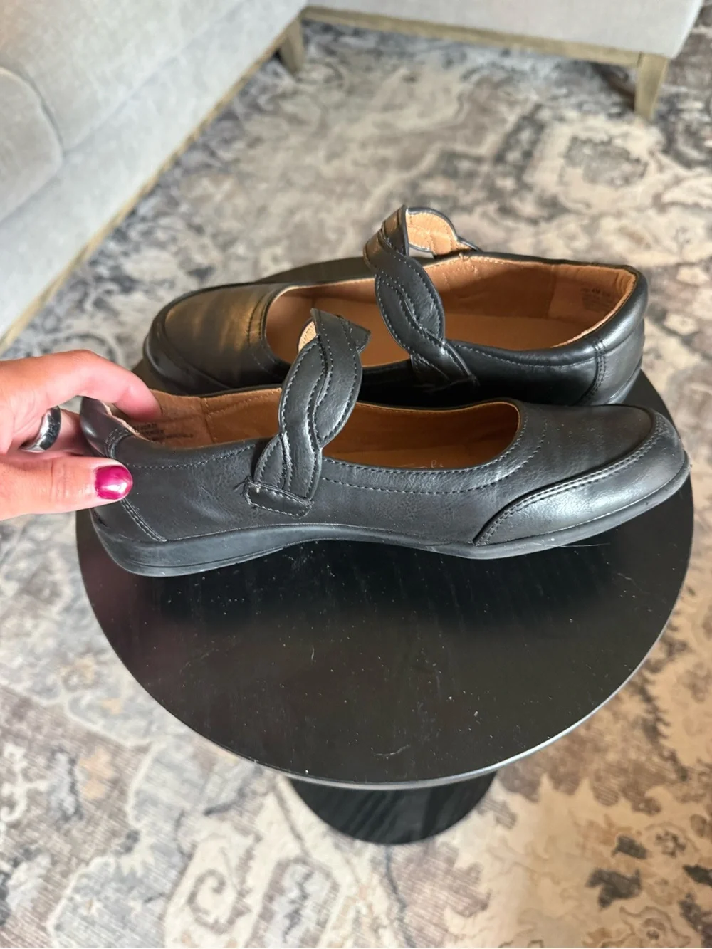 Nina comfortable black