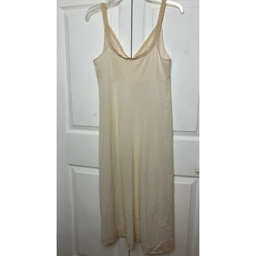Vanity Fair item vintage