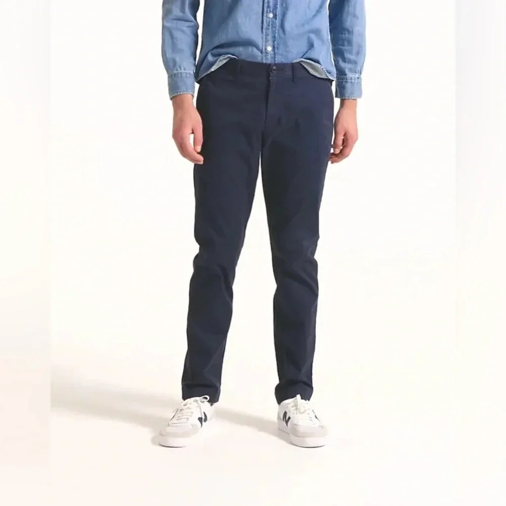 J. Crew Men’s Flex Chino Pants in Navy Size 30
