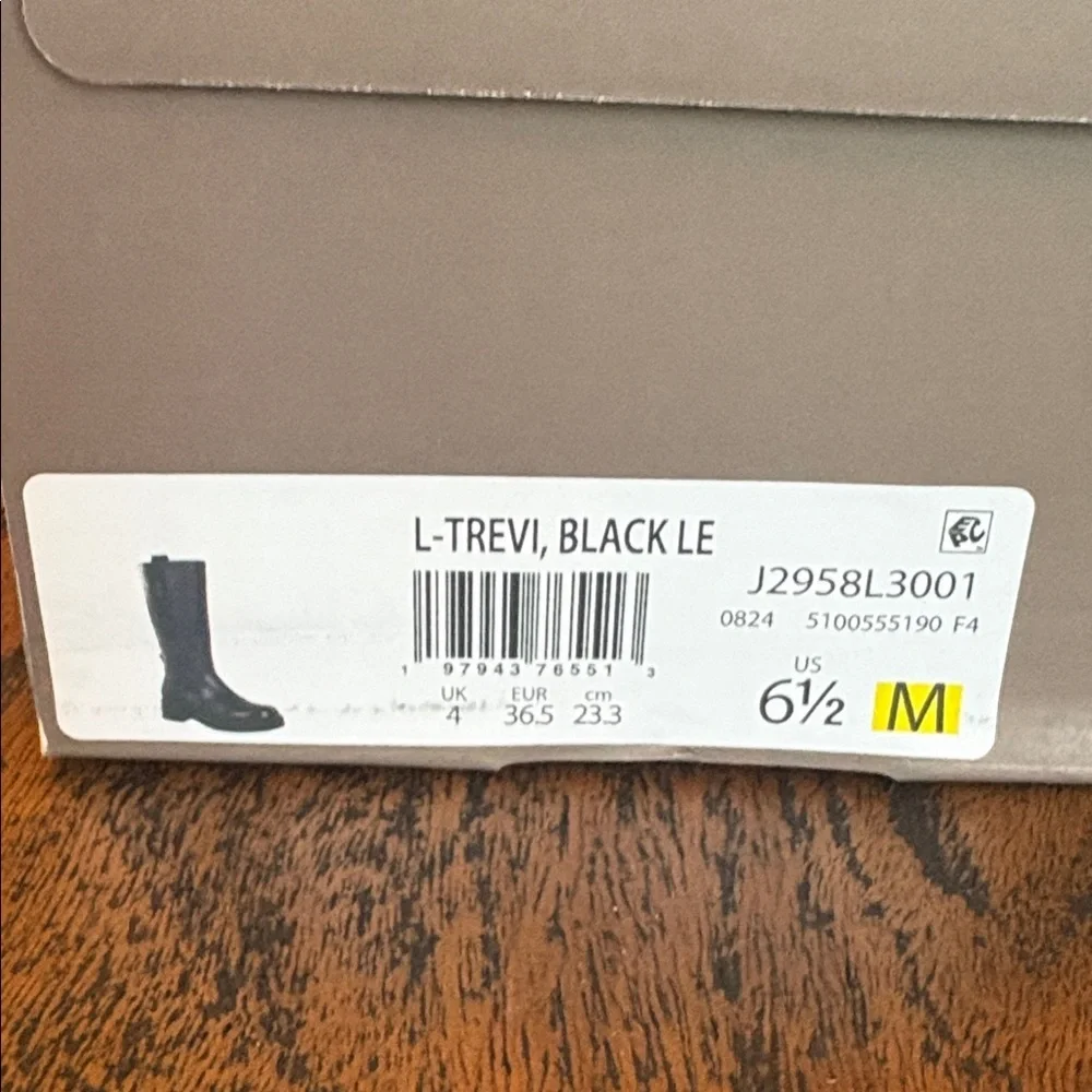 Franco Sarto sleek black