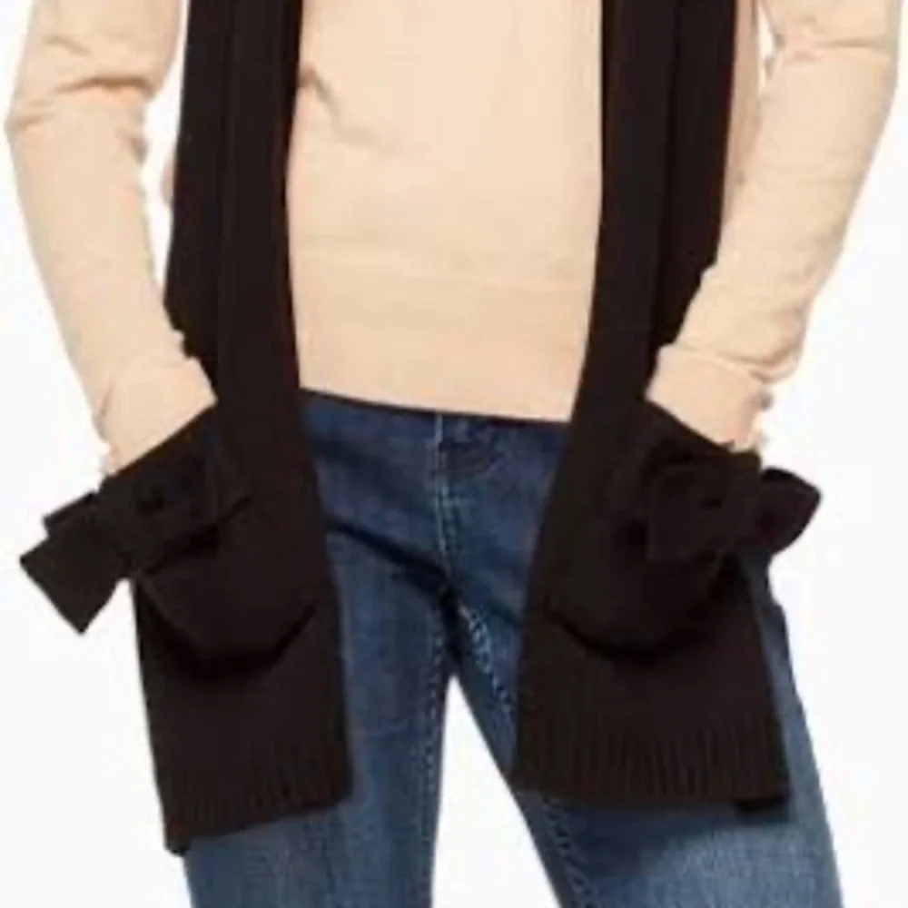 Kate Spade New York Long Classic Black Signature Bow Scarf with Pockets::NWT::