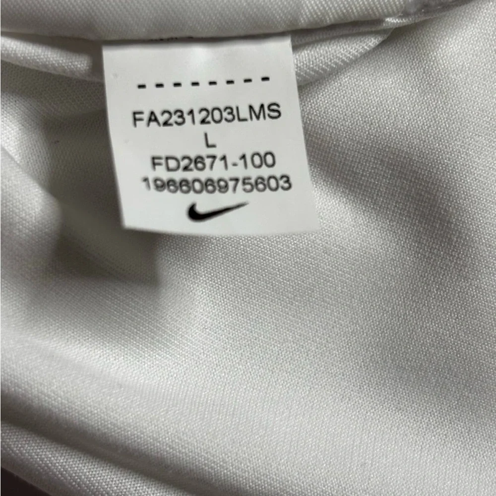 Nike White Chicago Marathon Long Sleeve Shirt