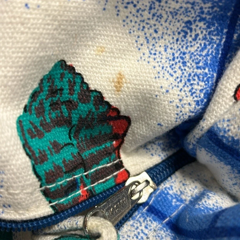 None zippered it front