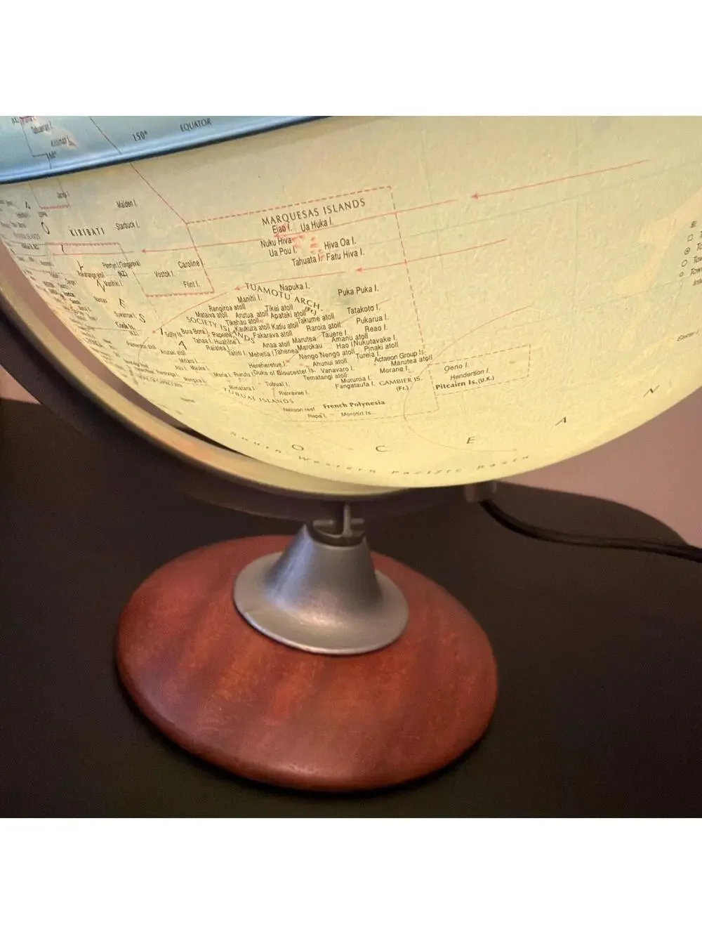Globe light up