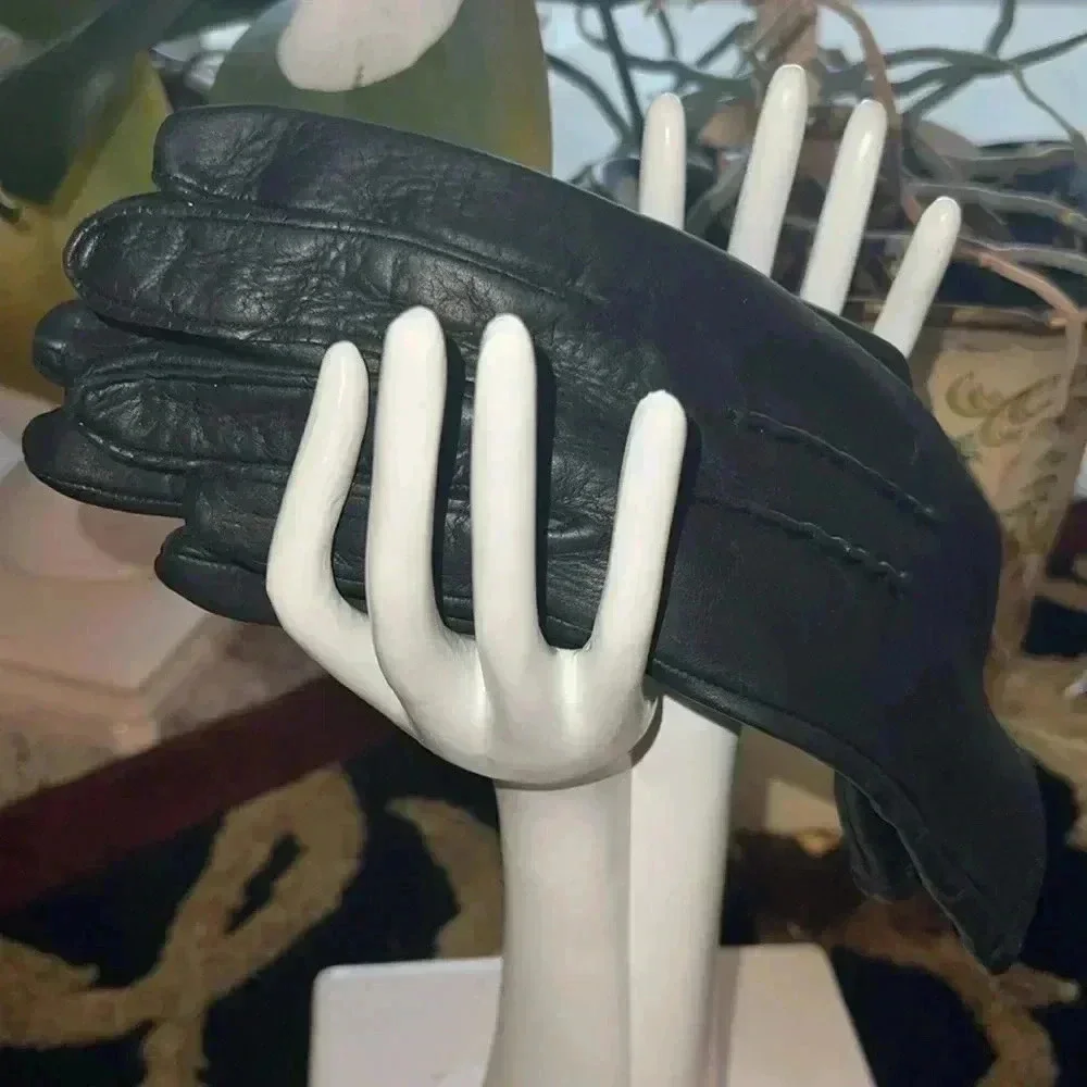 N/A women’s black