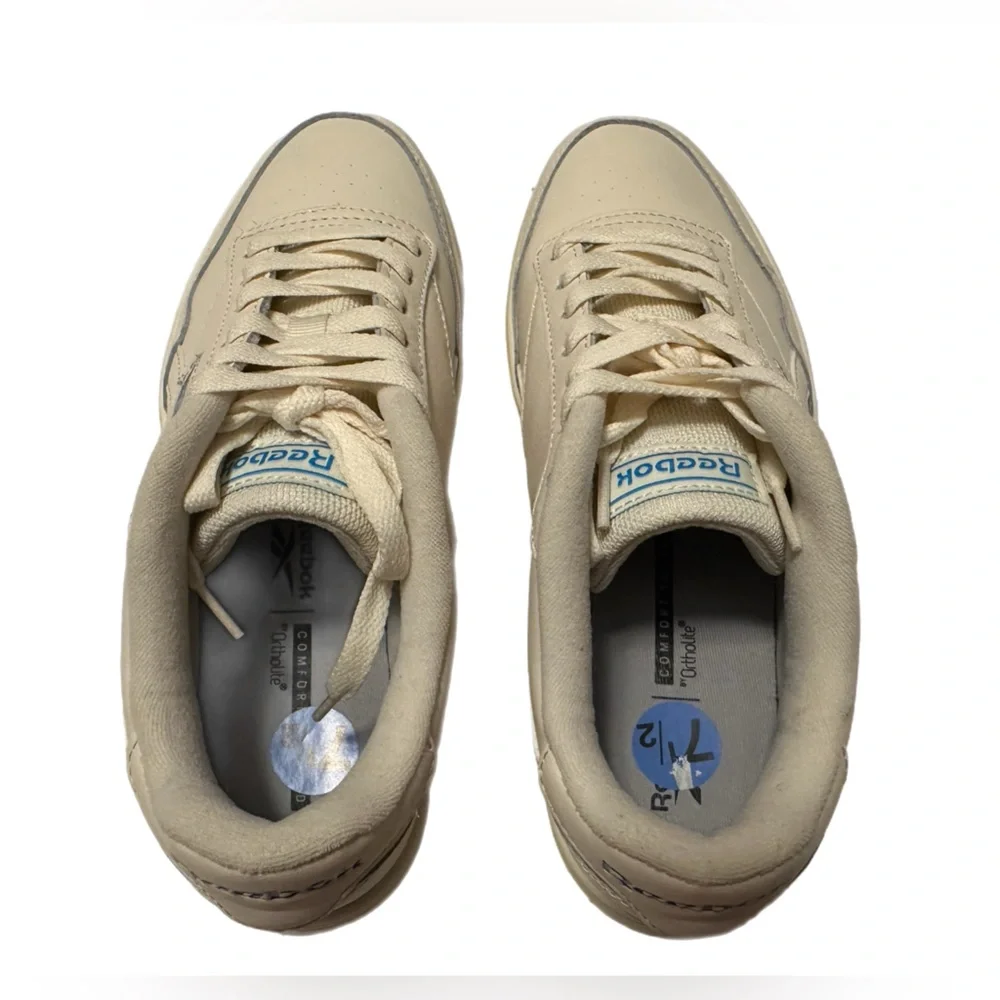 Reebok excellent preowned