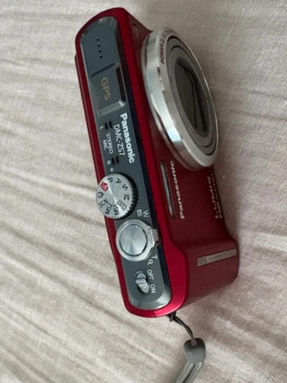 Panasonic LUMIS + Leica zoom lens panasonic lumix