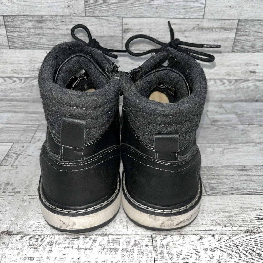 Bullboxer 52 chukka