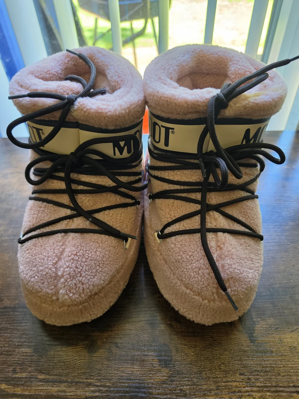 Moon Boot description keep
