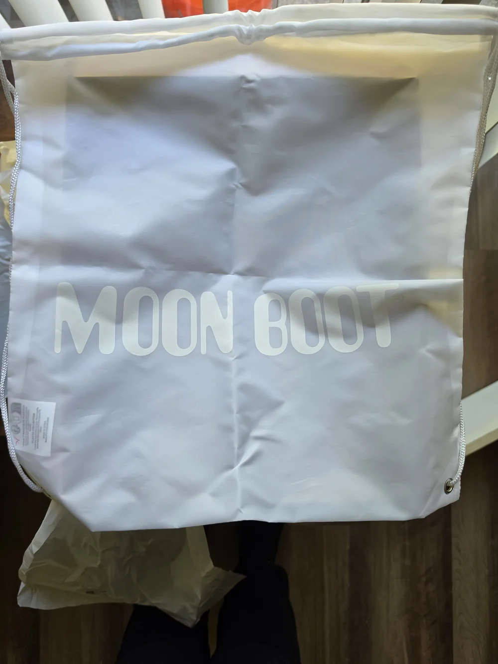 Moon Boot description keep