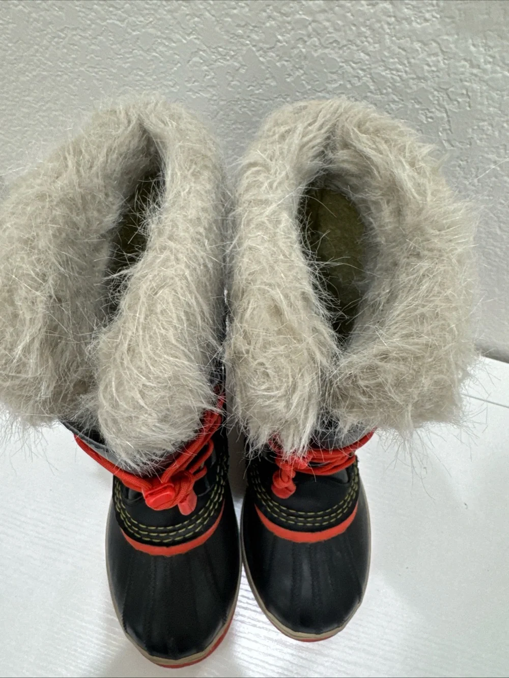 Sorel keep little