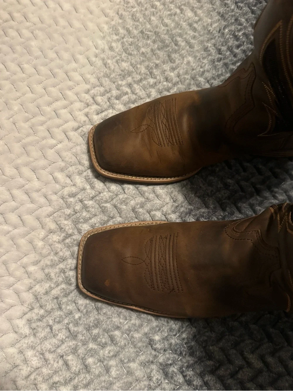 Ariat pre owned