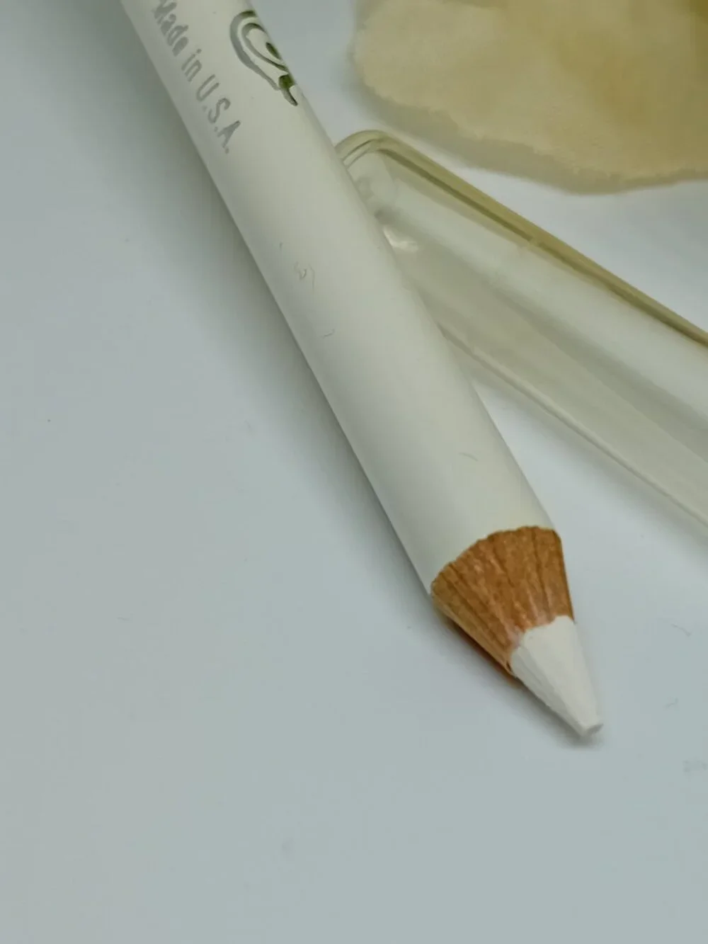 Naturistics eye stix