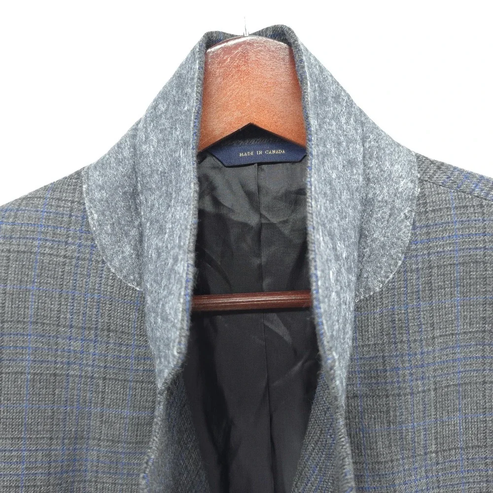 Brooks Brothers please note