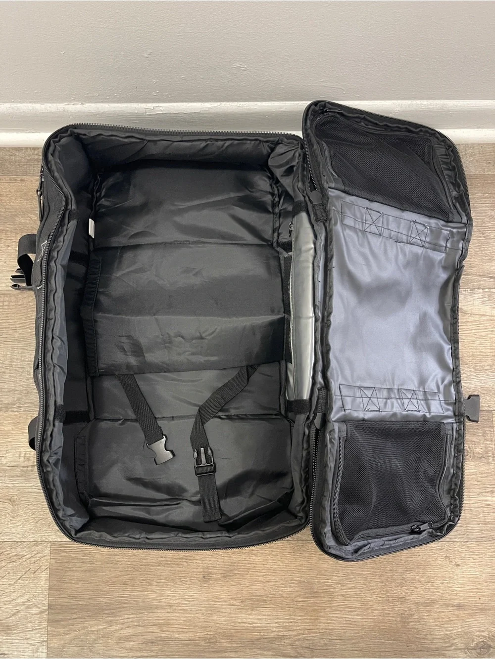 Basecamp durable black