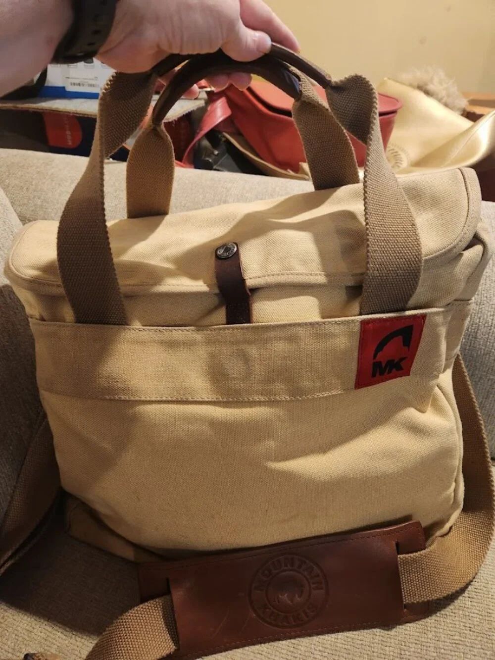 Mountain Khakis this laptop