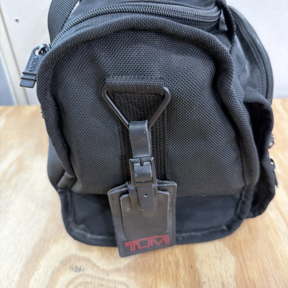 Tumi pre owned