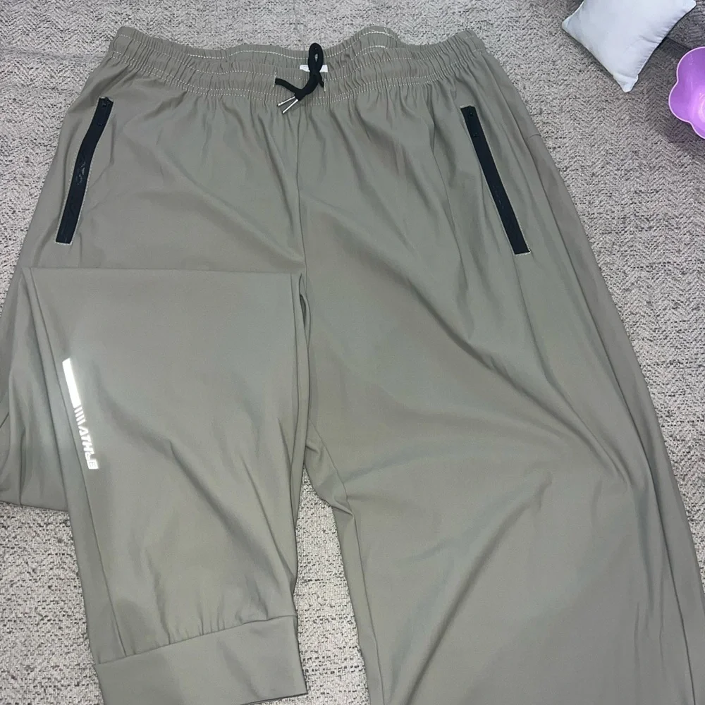 N/A stylish gray