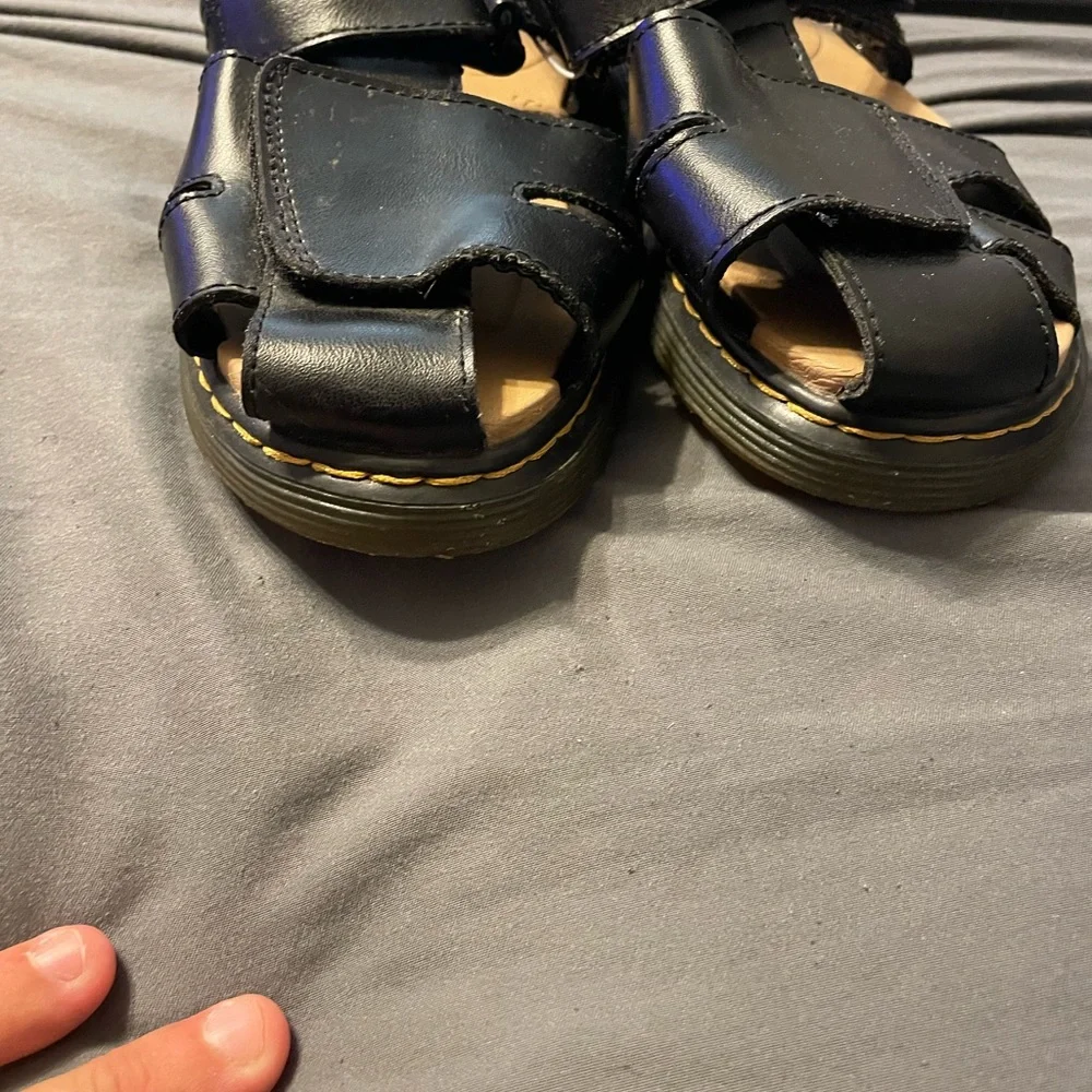 Dr. Martens classic black