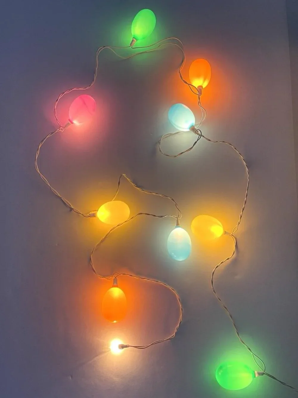 VTG 10ft 10-light Pastel Blow Mold Easter Egg STRING LIGHTS *Missing 1 Cover*
