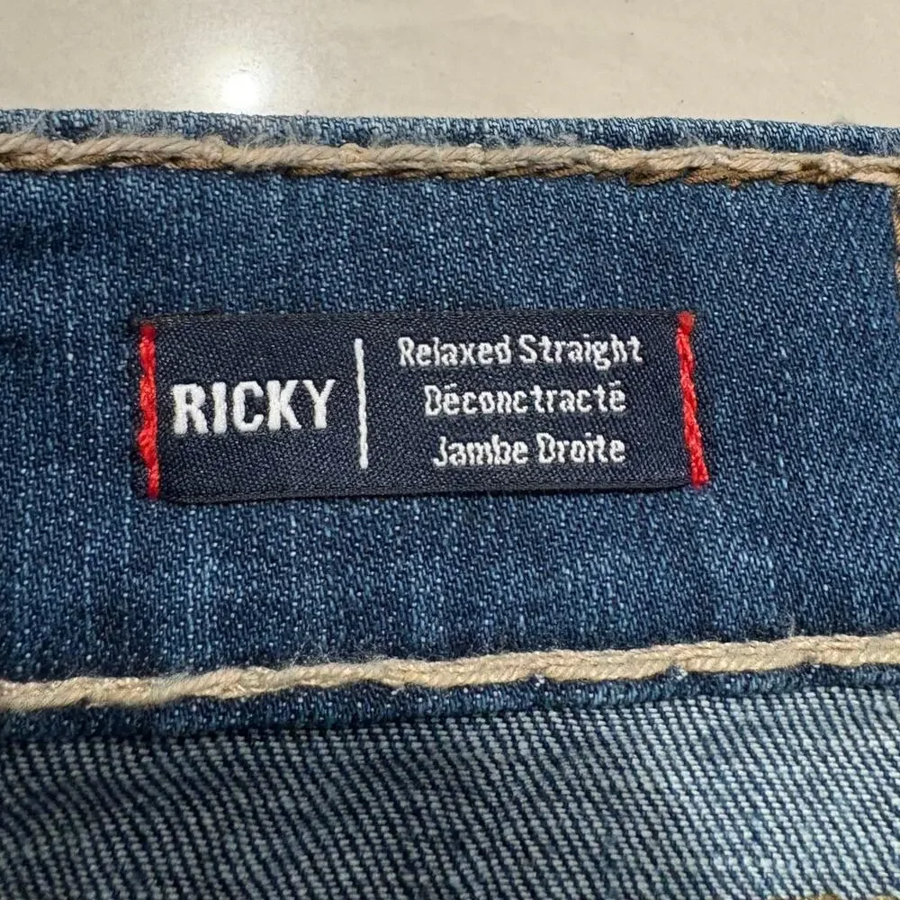 NWT True Religion Ricky straight leg jeans w/ Union Jack Embroidery  Size 38