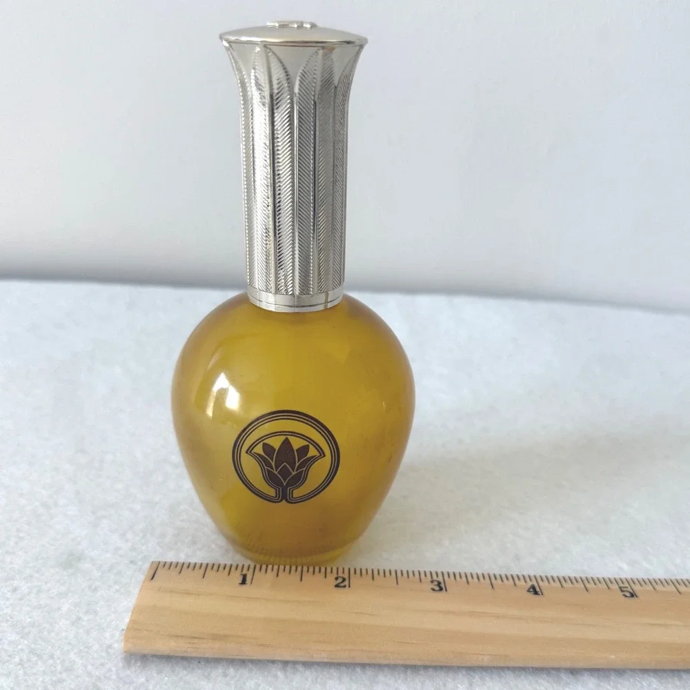 Avon vintage queen