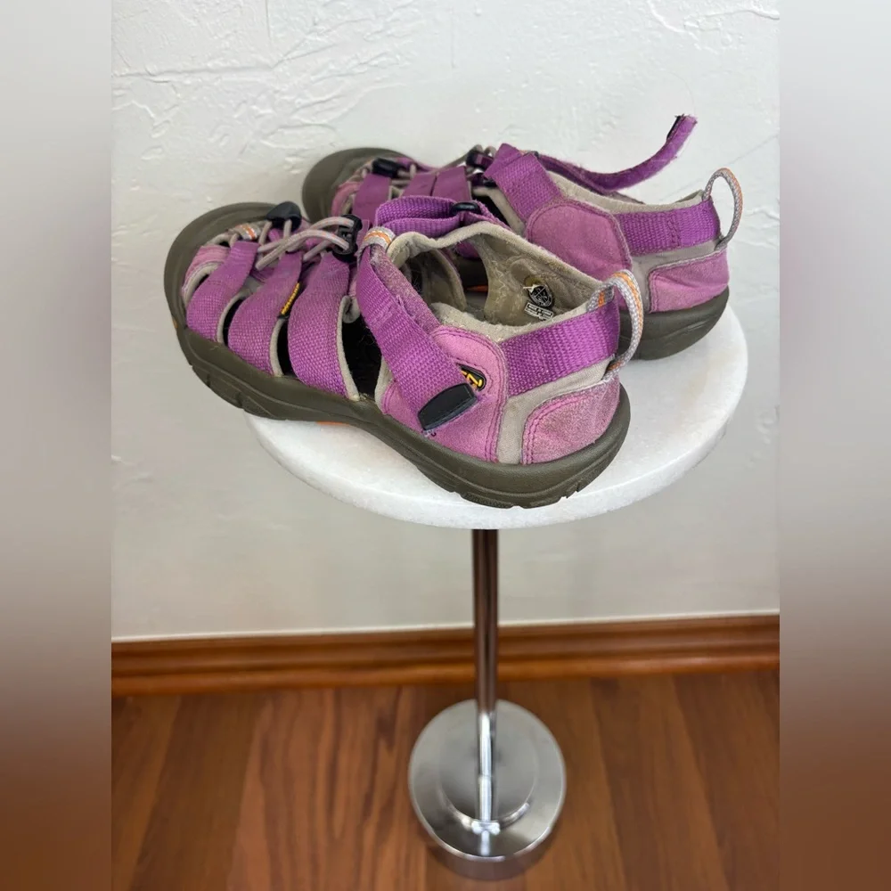 Keen girls waterproof