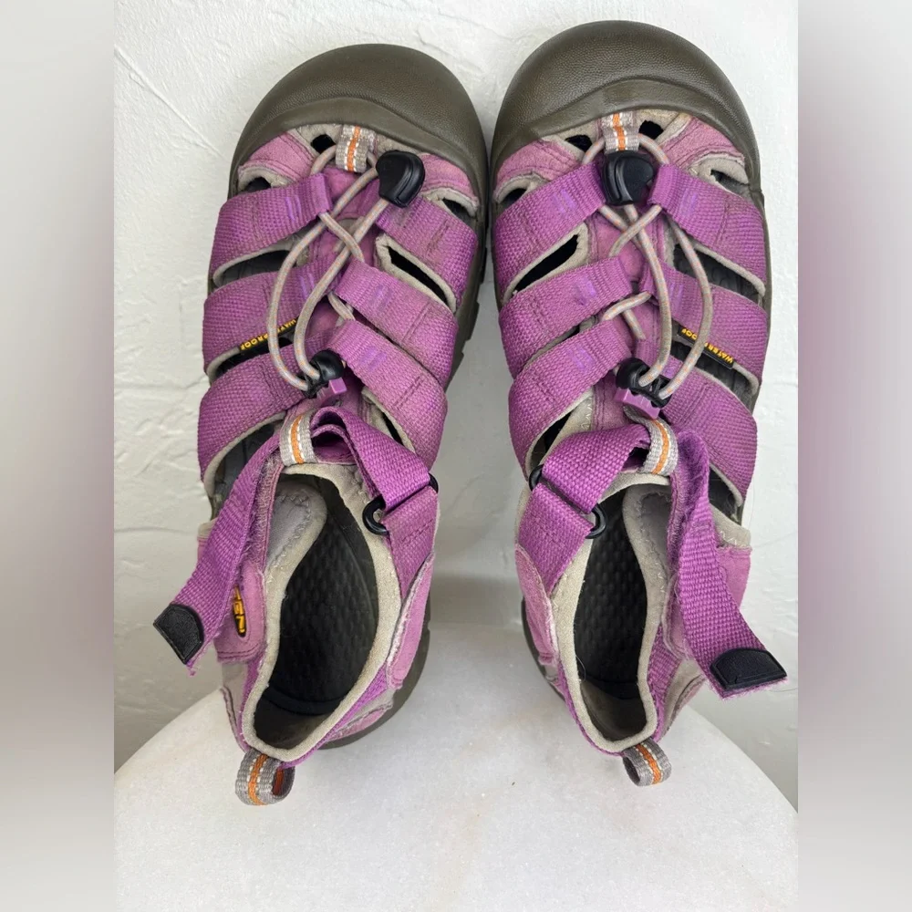 Keen girls waterproof