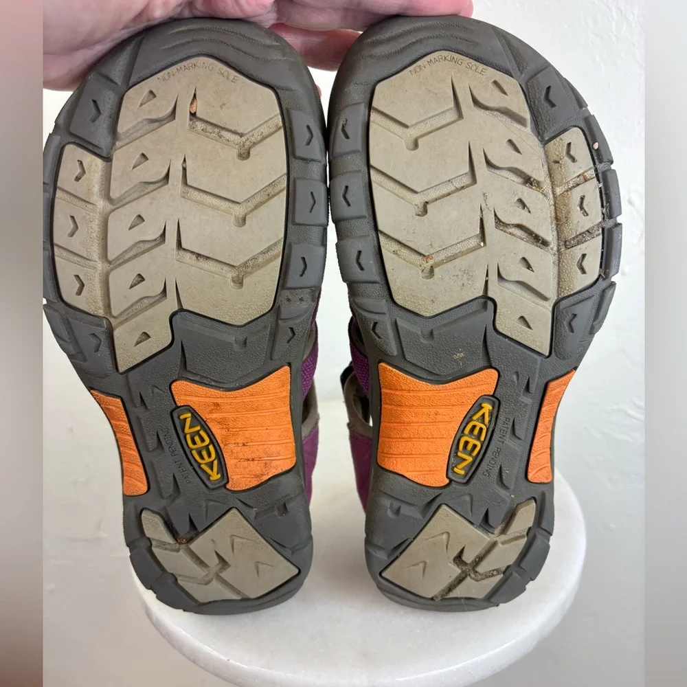 Keen girls waterproof