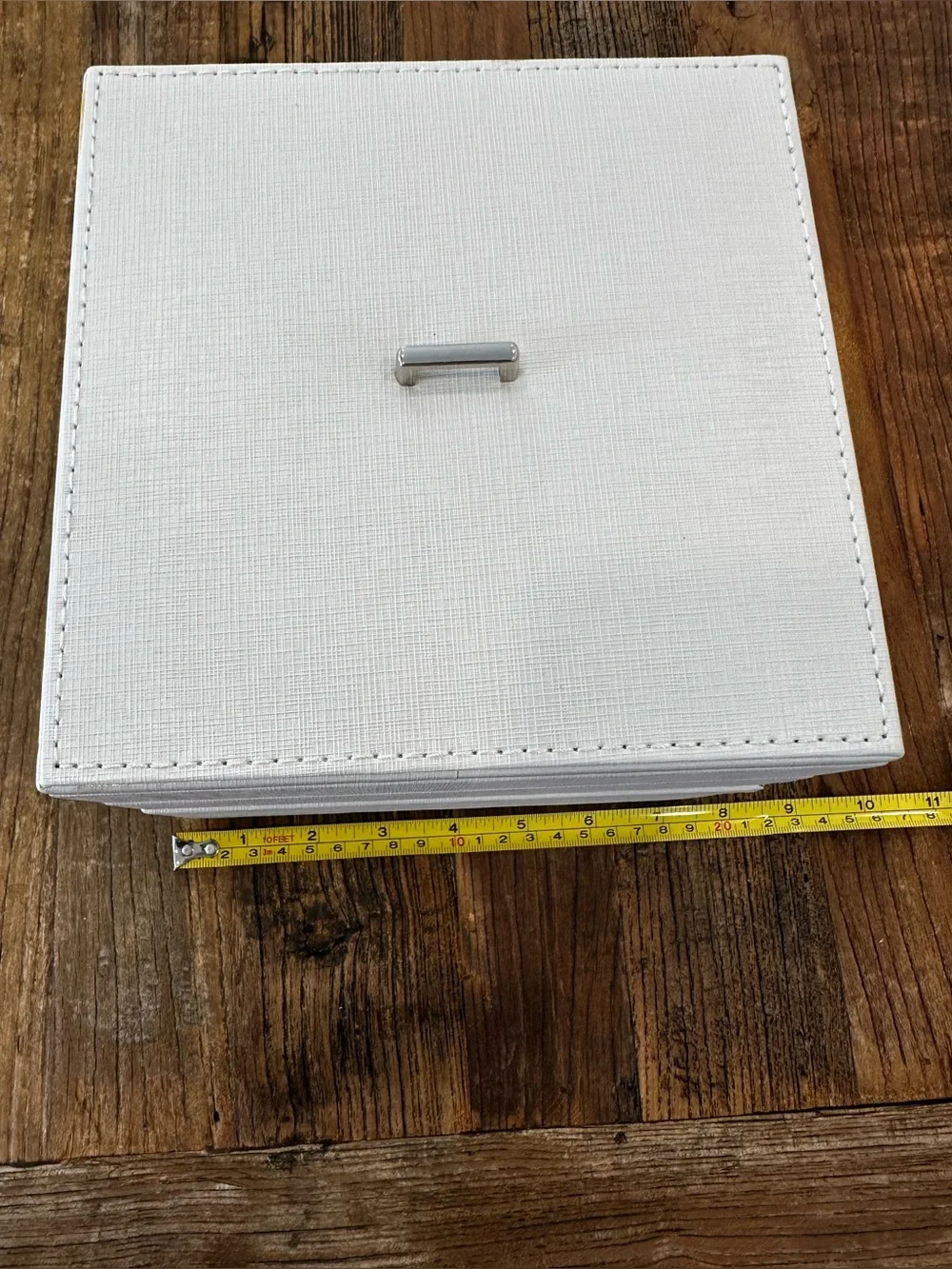 N/A elegant white