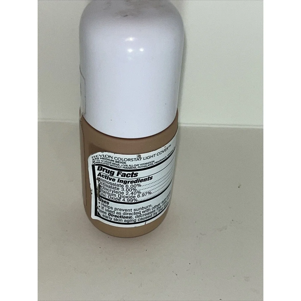 Revlon colorstay light