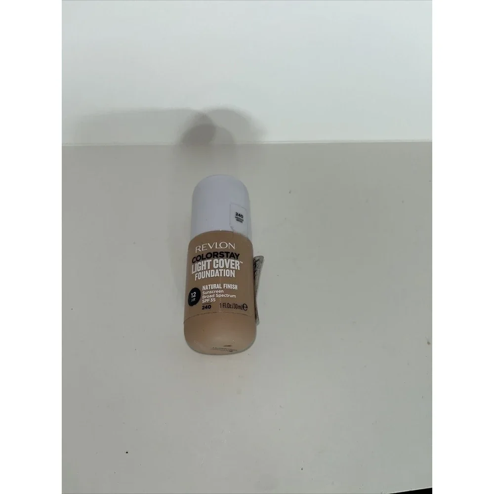 Revlon colorstay light