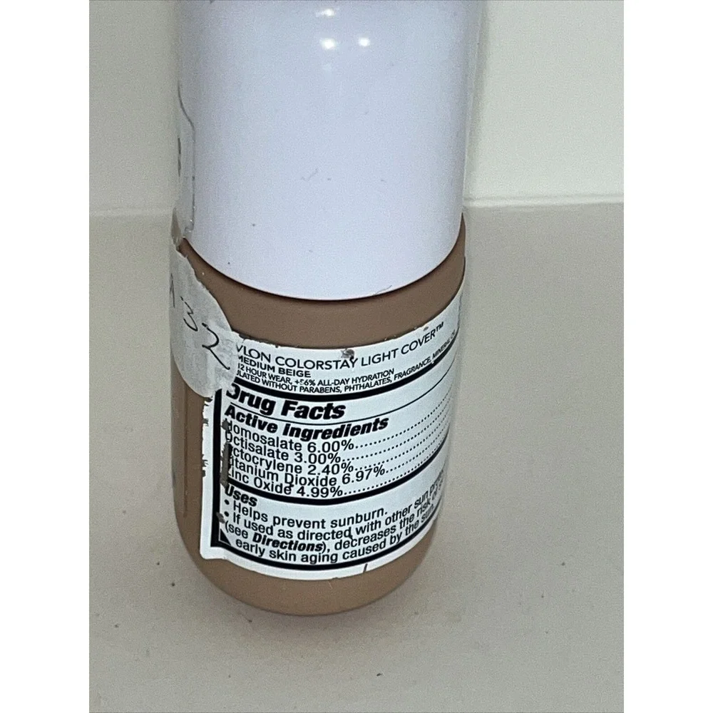 Revlon colorstay light