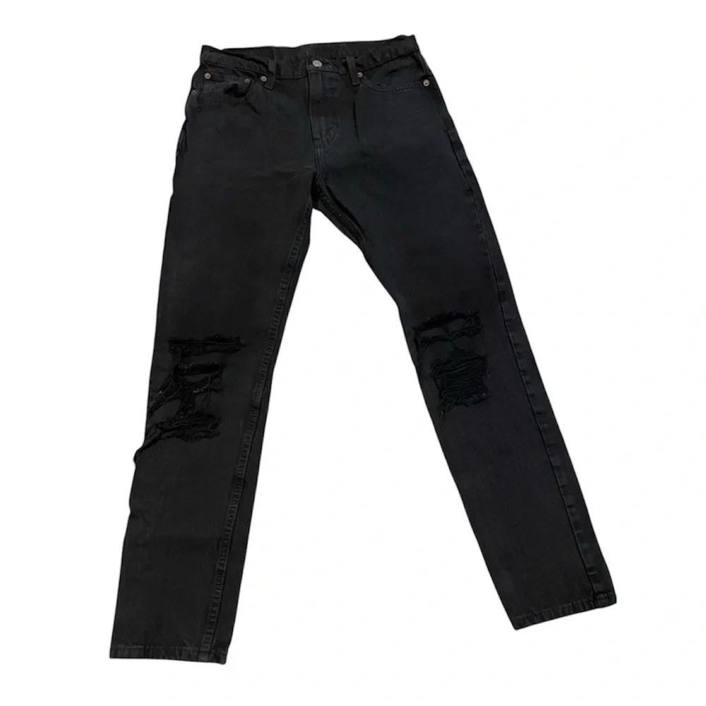 Levis