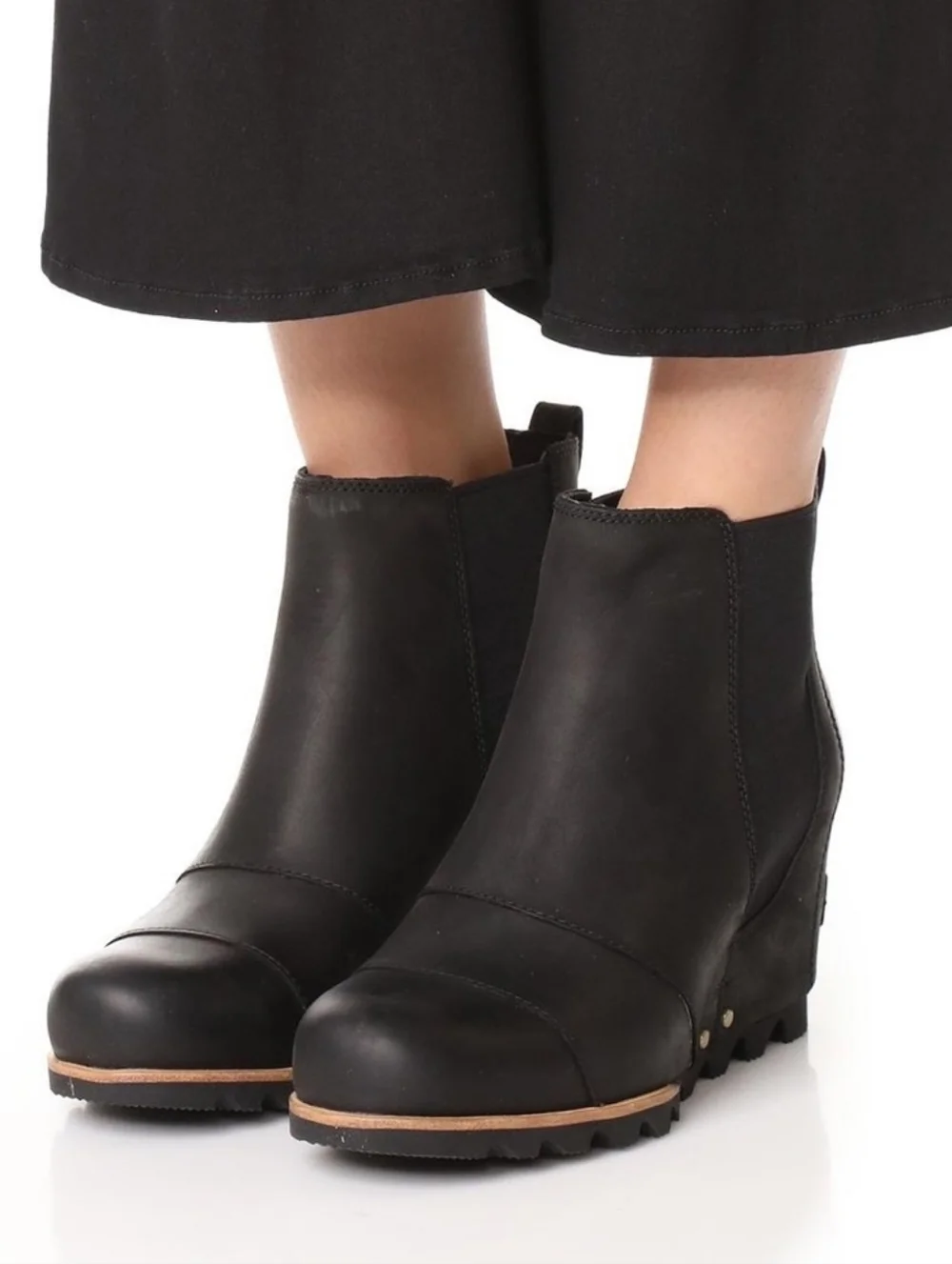 Sorel step into