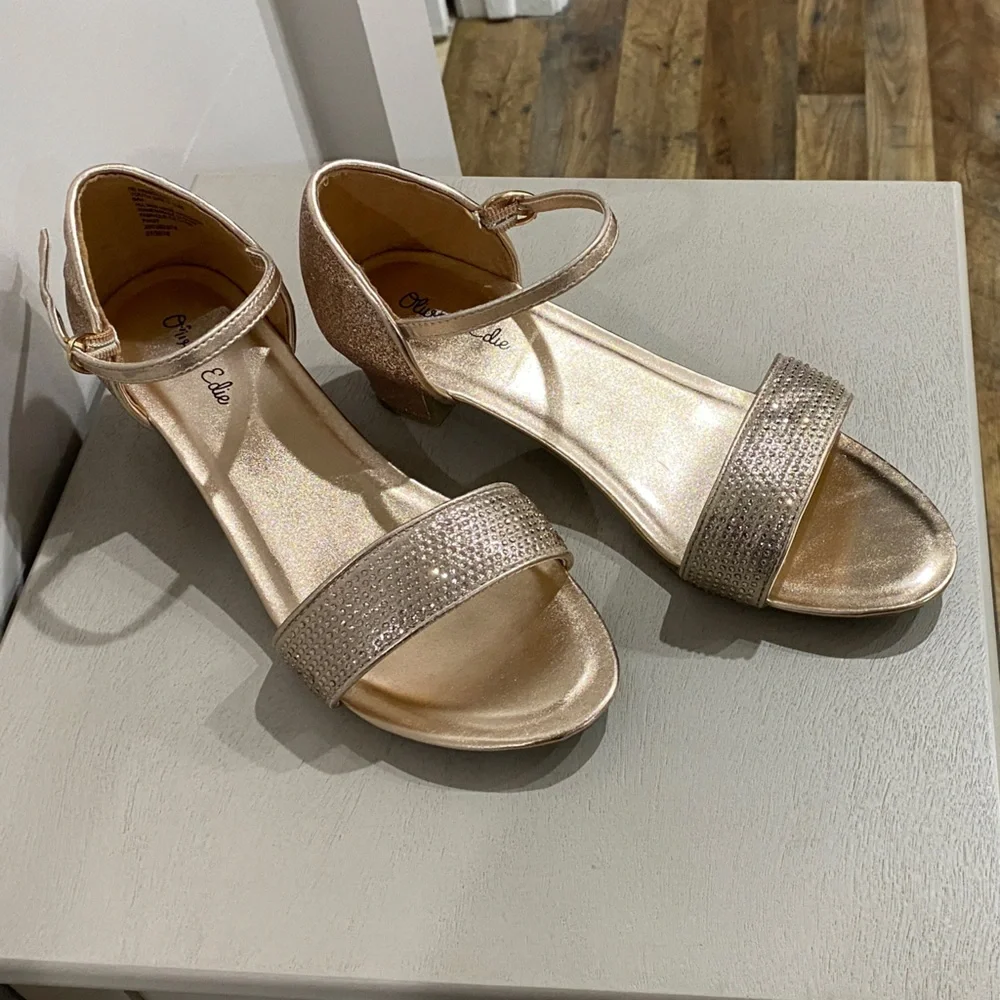 Chic Rose Gold Girls Sparkly Dress Shoes with Ankle Strap - Girls Size 6 NWT