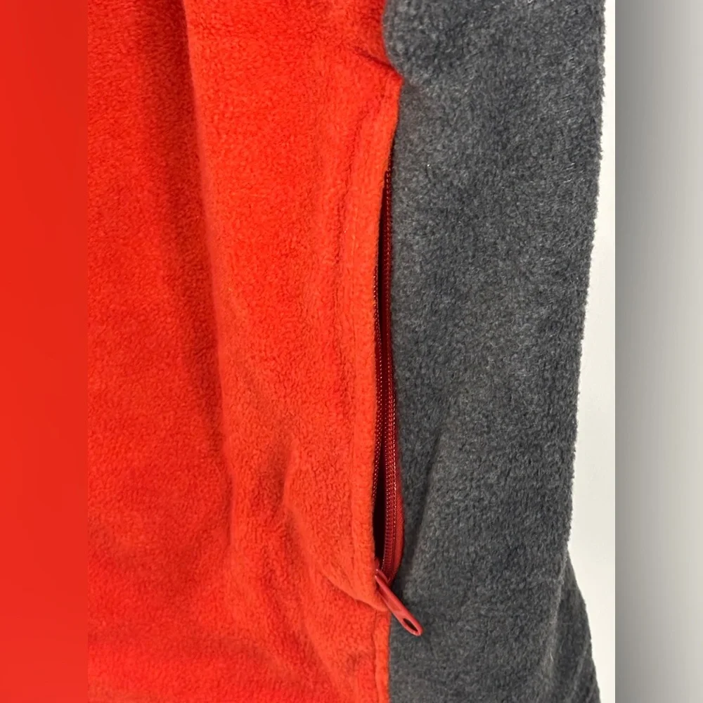 Columbia bright red