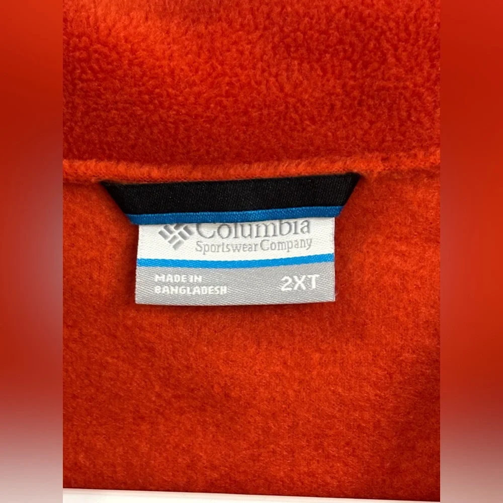 Columbia bright red