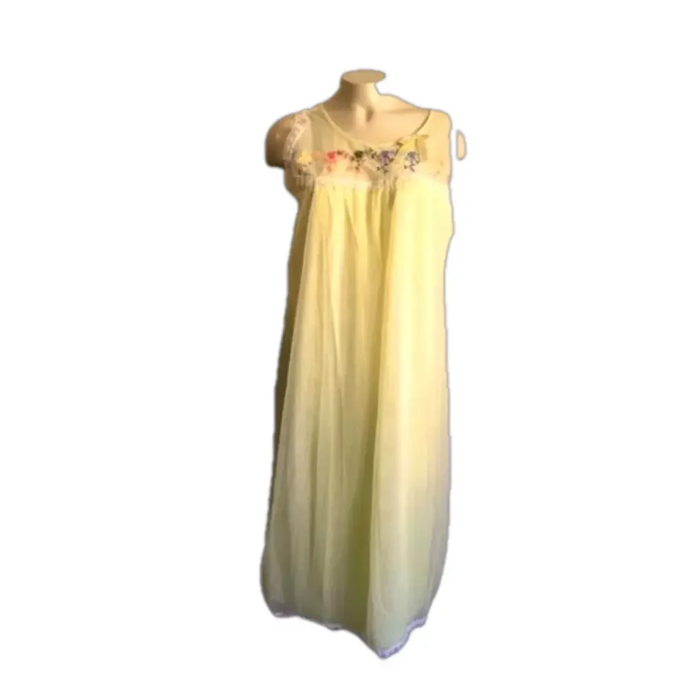 unbranded vintage nylon