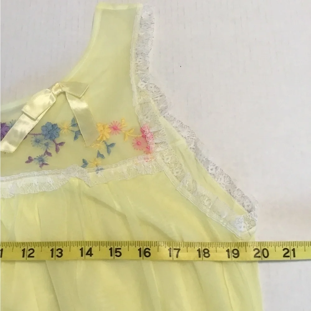 unbranded vintage nylon