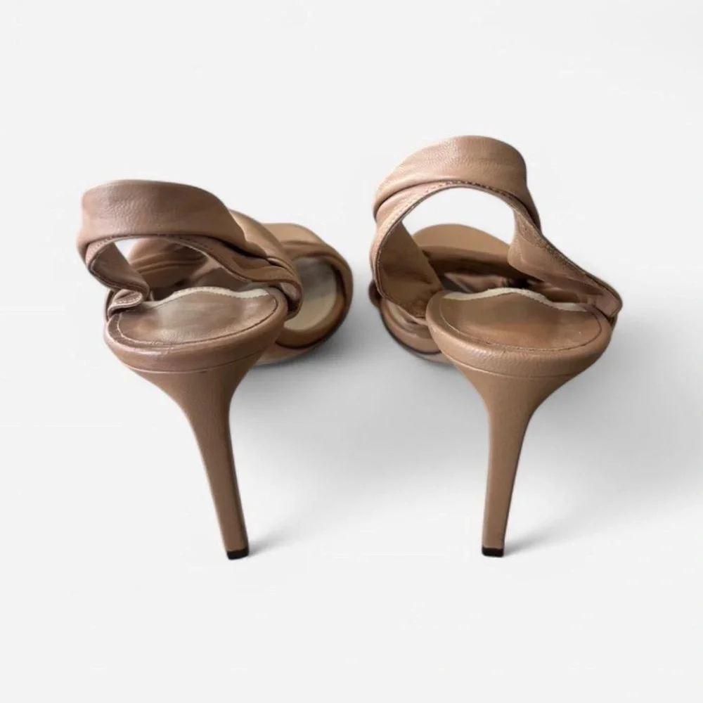 Jimmy Choo step into