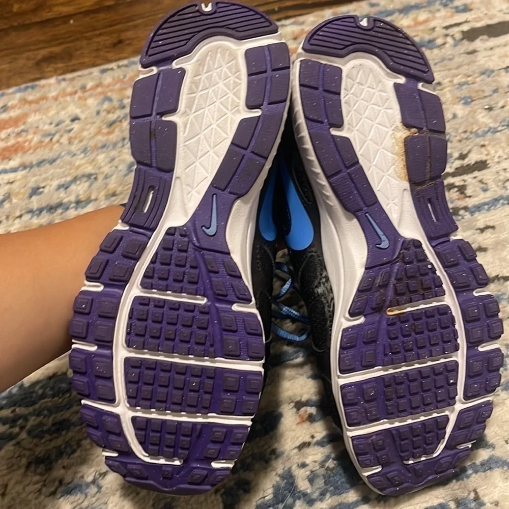 Nike these shoes
