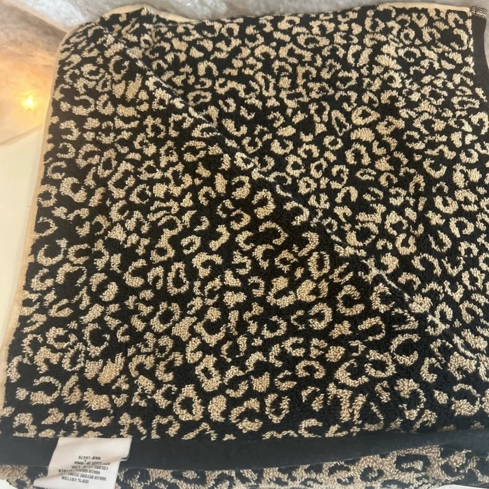Rachel Zoe cloths brown